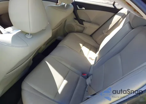 2013 Acura Tsx 2.4 z USA, uszkodzony, nr VIN JH4CU2F69DC002017